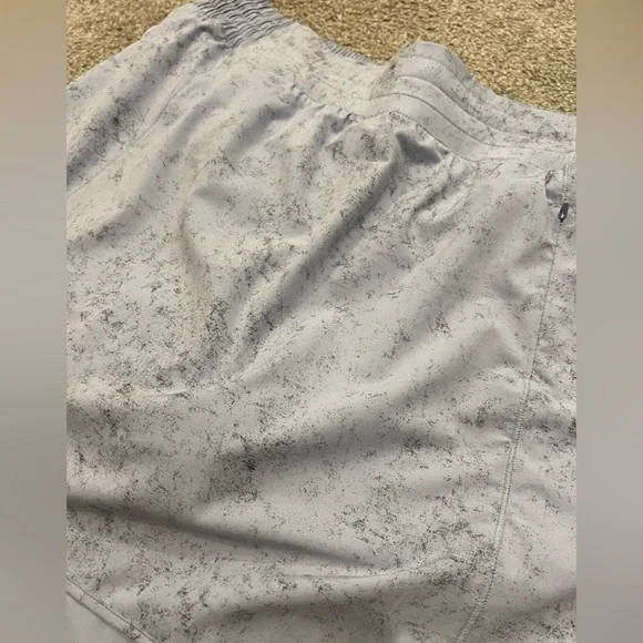 lululemon athletica Light Gray Skirt - Picture 5 of 12